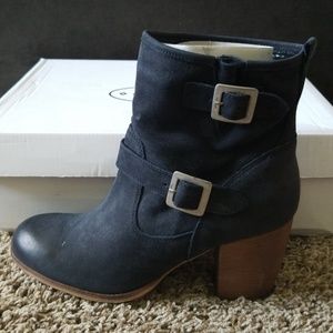 BLACK FRIDAY Steve Madden leather boots 10/40